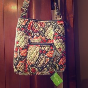 •Brand New Vera Bradley Cross Body Purse•